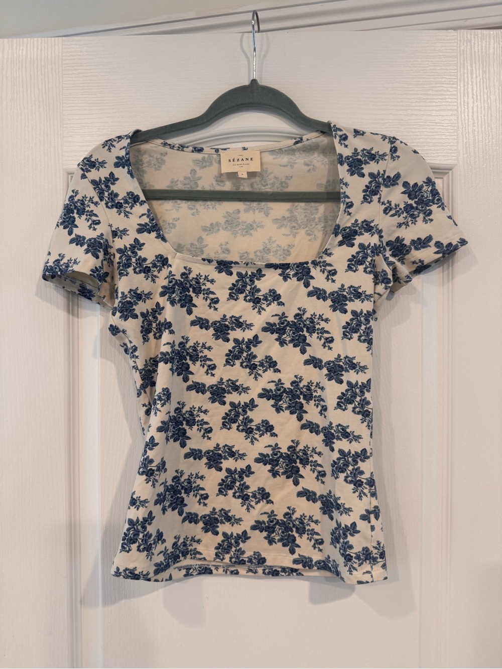 Sézane Amara T-Shirt in Fiori Blue Print - Picture 2 of 3